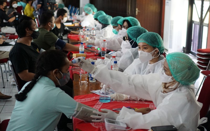 Rotaract Yogyakarta Malioboro Gelar Gerakan 10.000 Vaksin