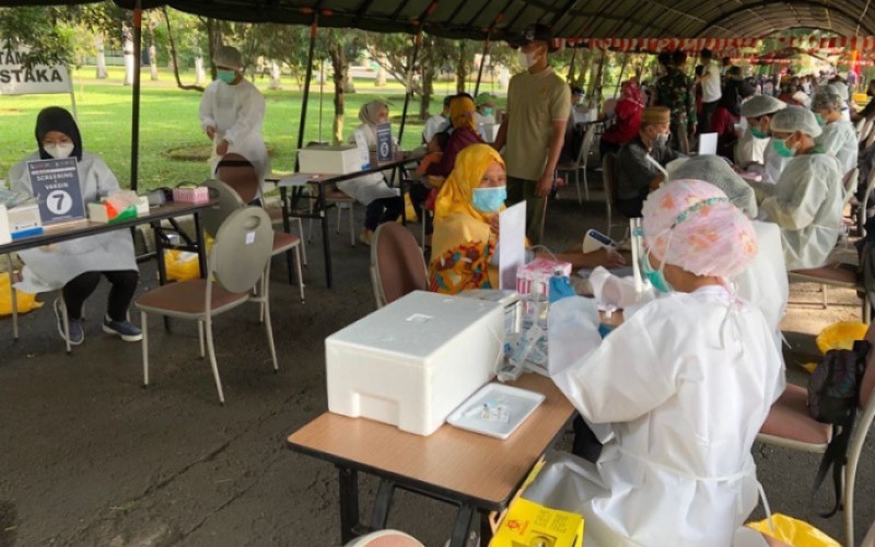 Vaksinasi Covid-19 di Indonesia Sudah Sampai 200 Juta Dosis