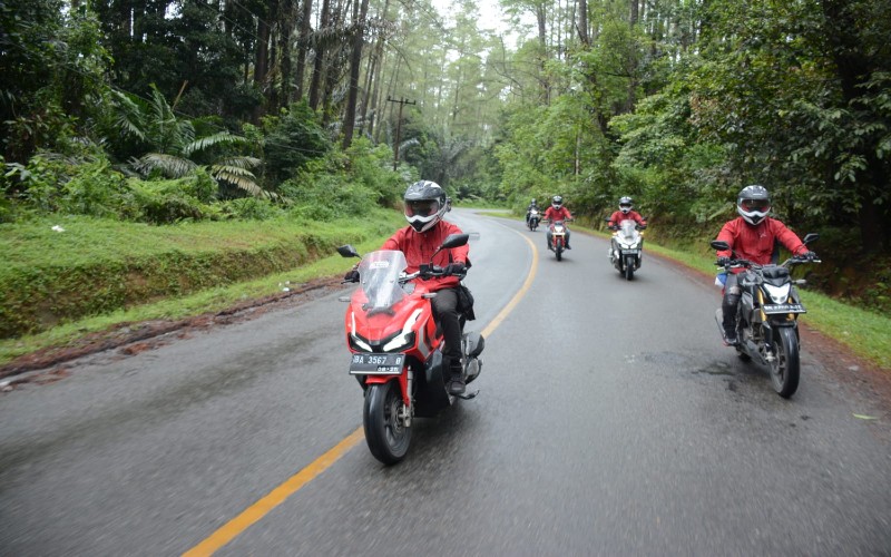 Pecinta Motor Honda Lintasi 6 Pulau dalam Ekspedisi Nusantara