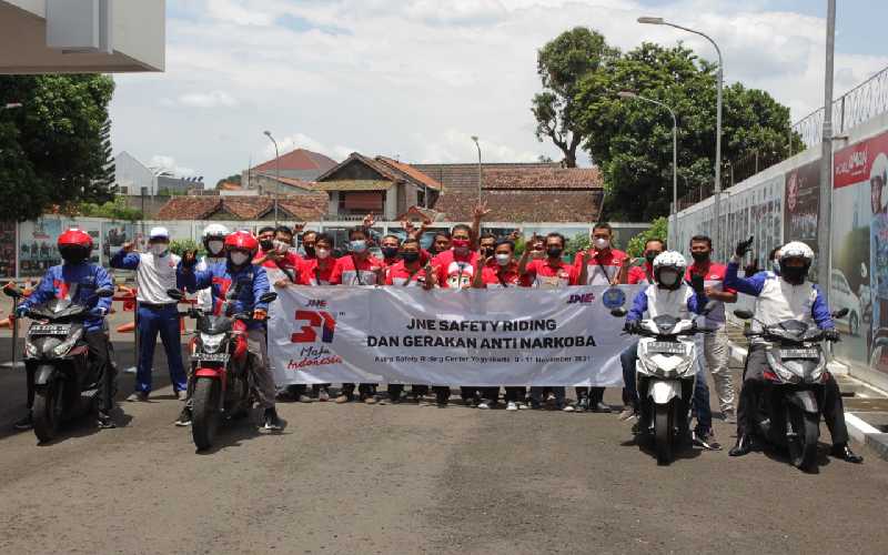 JNE Yogyakarta Galakkan Anti Narkoba dan  Safety Riding 