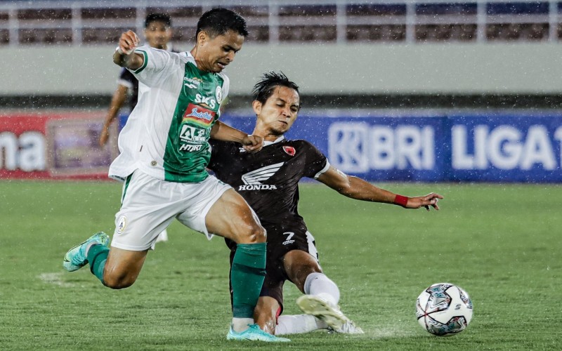 PSS Sleman Raih Hasil Imbang 2-2 saat Melawan PSM Makassar