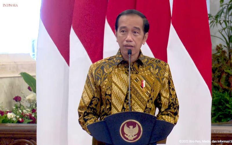 Jokowi Targetkan Pembangunan Infrastruktur Digital Selesai dalam 2 Tahun