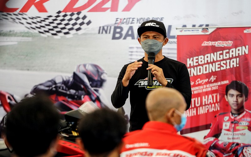 Peserta Honda CBR Track Day Yogyakarta Serbu Mandala Krida