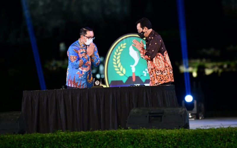 Dekatkan Kebudayaan Jawa & Sunda, Ridwan Kamil dan Sri Sultan Ajak Bangun Persatuan