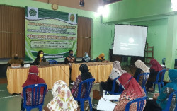 Orang Tua & Masyarakat Harus Ikut Berperan Mencegah Stunting 