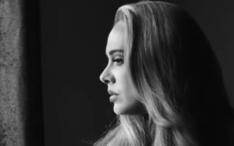 Lirik lagu “Easy On Me” - Adele