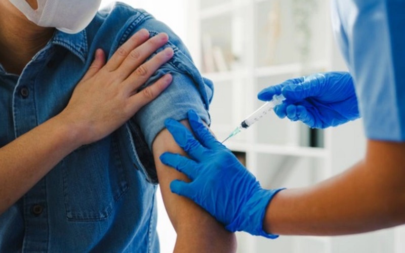 Studi Sebut Vaksin Booster Hanya Efektif 4 Bulan
