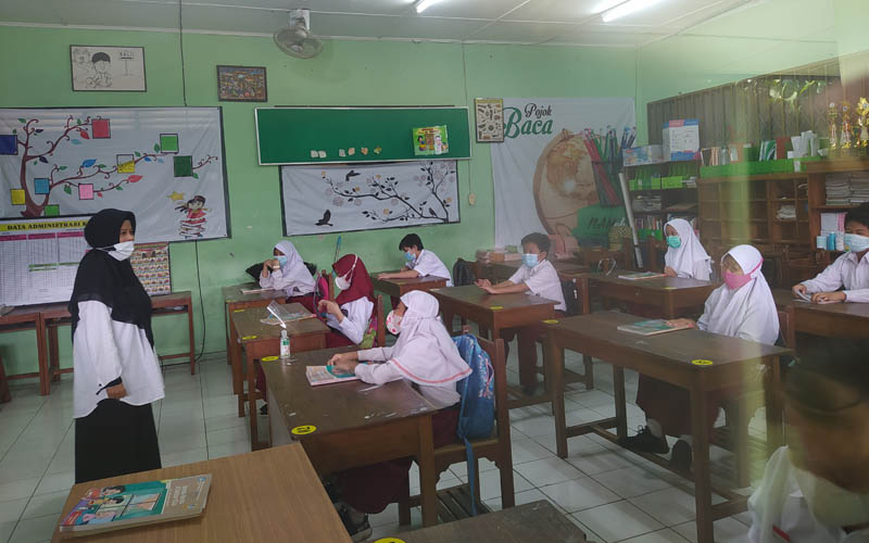 Banyak Siswa Terpapar Covid-19, Pembelajaran Sekolah di Jogja Kembali Daring 100 Persen