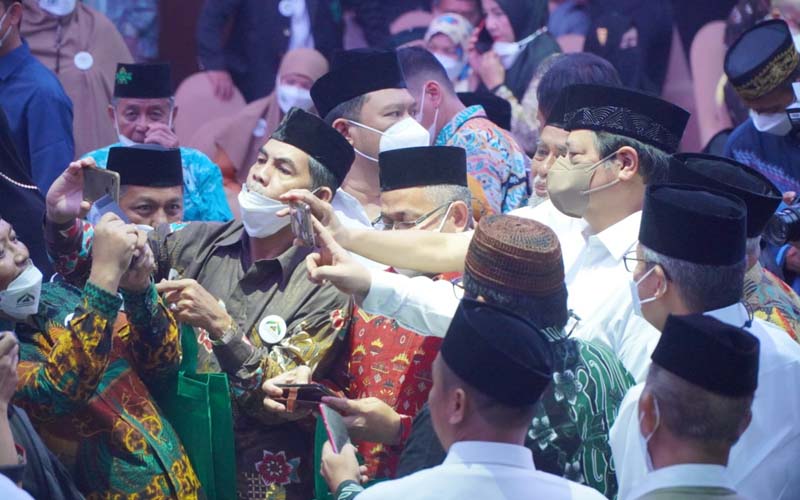 Airlangga Hartarto Minta Doa Ulama Sulsel agar UMKM Indonesia Bangkit