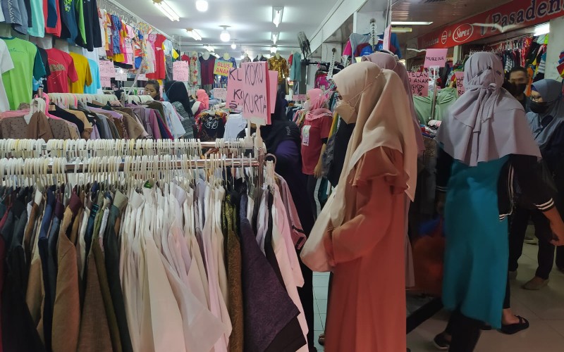 THR Cair, Pasar Beringharjo Mulai Ramai