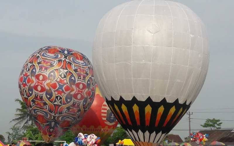 Ganjar Larang Penerbangan Balon Udara saat Tradisi Syawalan
