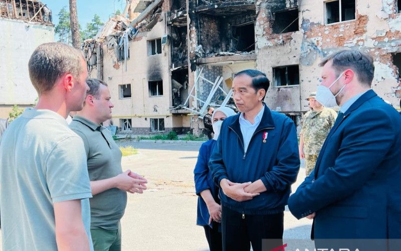 Lihat Reruntuhan Bangunan di Ukraina, Jokowi: Sangat Menyedihkan