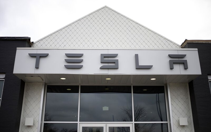 Tesla Berpotensi Lengser sebagai Produsen EV Terbanyak