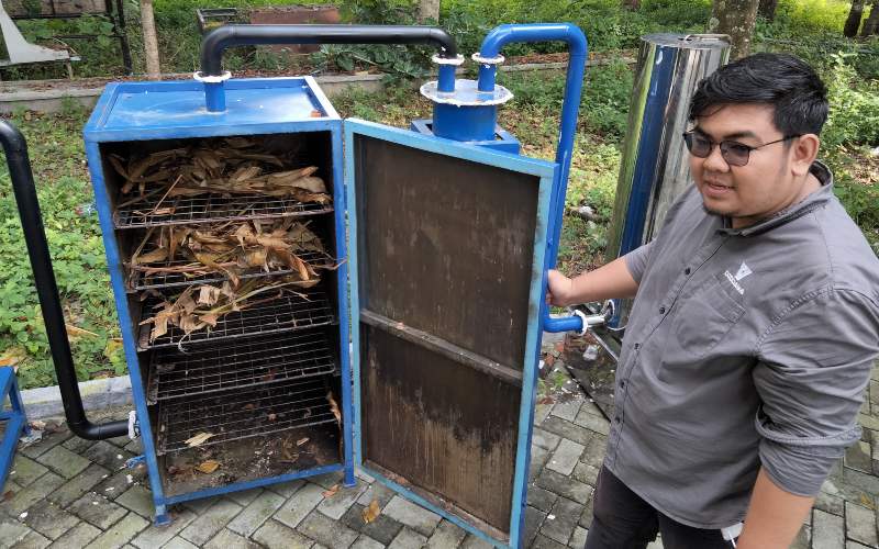 Penemuan Cerdas! Mahasiswa UII Temukan Alat Pemusnah Sampah