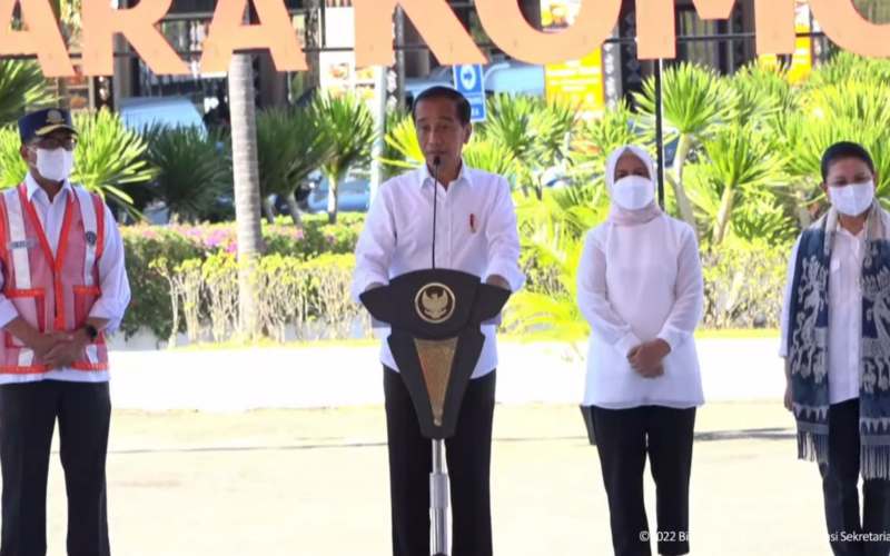 Resmikan Bandar Udara Komodo, Jokowi: Labuan Bajo Komplit