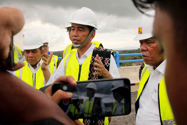 Jokowi Coret Delapan Proyek dari Daftar Proyek Strategis Nasional