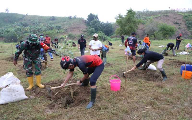 Gubernur Ganjar Sukses Pulihkan 251.037 Hektare Lahan Kritis di Jateng