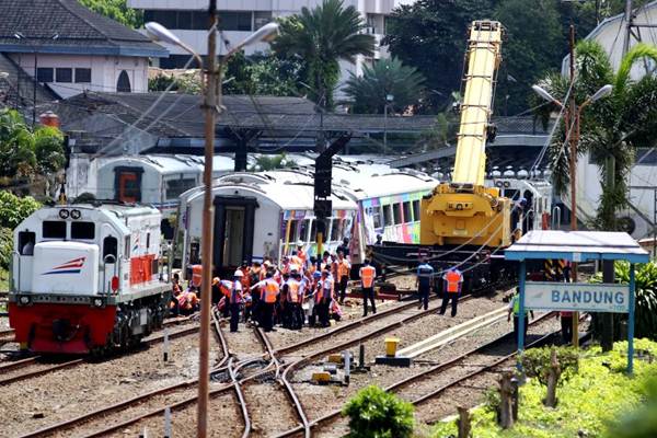 Catatan 31 Juli, Kereta Parahyangan Jakarta-Bandung Pertama Kali Diresmikan