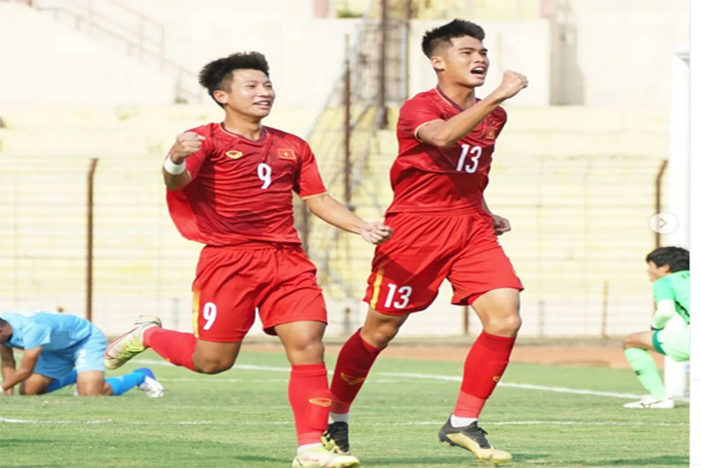 PIALA AFF U-16 2022 : Vietnam Pukul Singapura 5-1