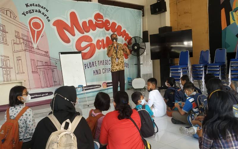 Anak-anak SD di Jogja Diajak Mengenal Sejarah Persandian di Museum Sandi