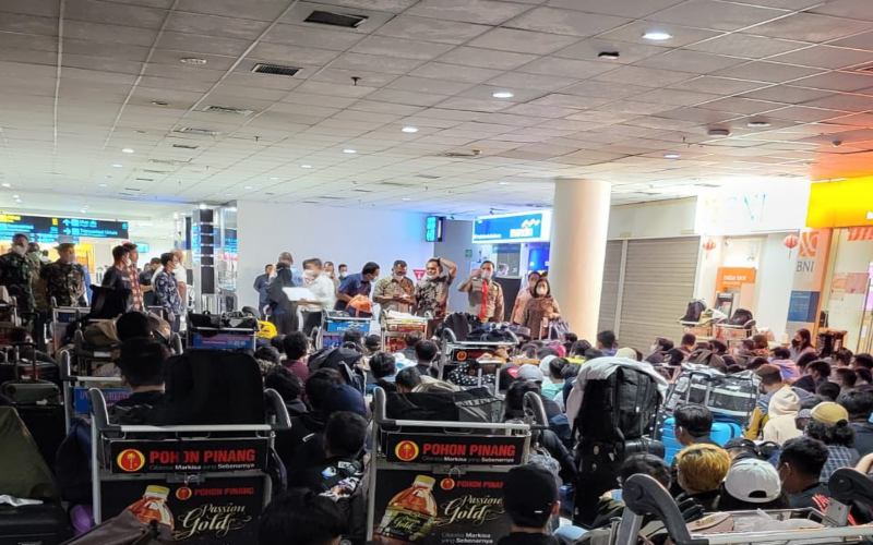 Perusahaan Diduga Tak Berizin, 215 Calon Pekerja Migran Gagal Terbang ke Kamboja