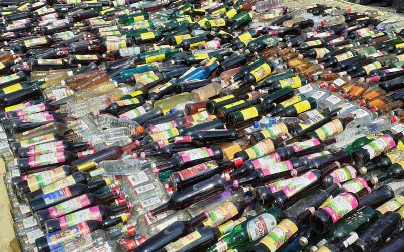 Ratusan Botol Minuman Oplosan di Kulonprogo Disita dari Rumah dan Gudang