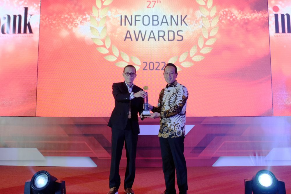 Kinerja Positif, BPD DIY Terima Penghargaan Infobank Awards 2022