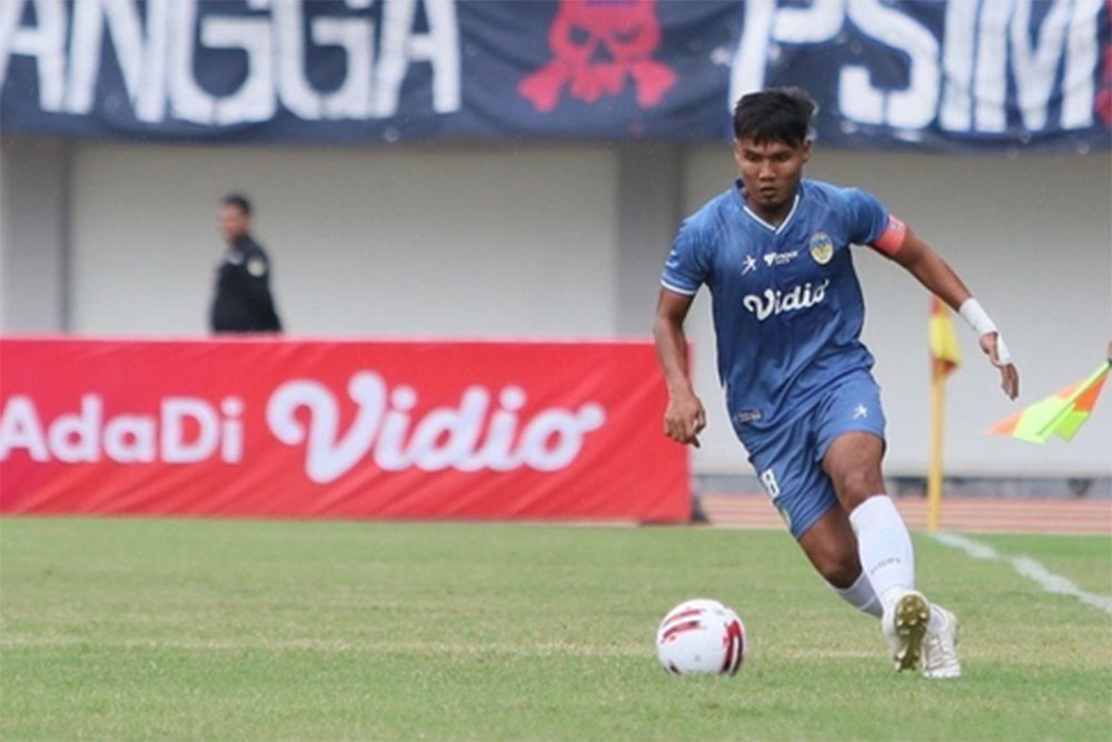 Menit ke-30, Tendangan Bebas Aditya Putra Dewa Bawa PSIM Jogja Unggul 1-0 Atas Persikab