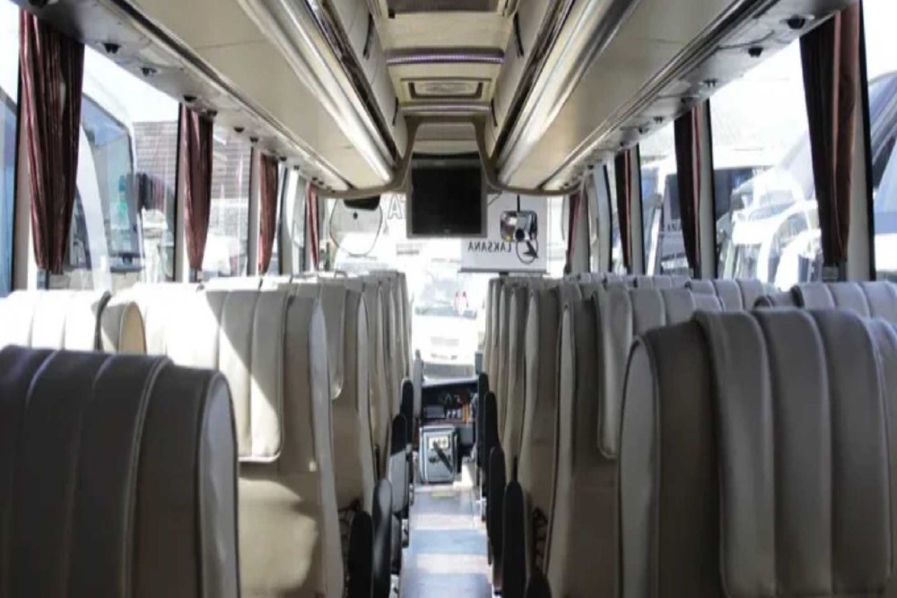 3 Tips Sewa Bus untuk Liburan Santai Bersama Keluarga Besar