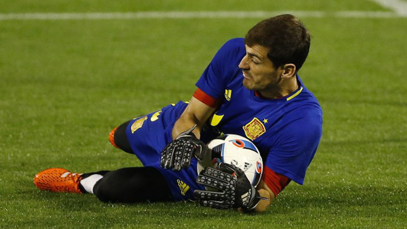 Ngaku Gay di Twitter, Eks Kiper Real Madrid Iker Casillas: Dibajak!