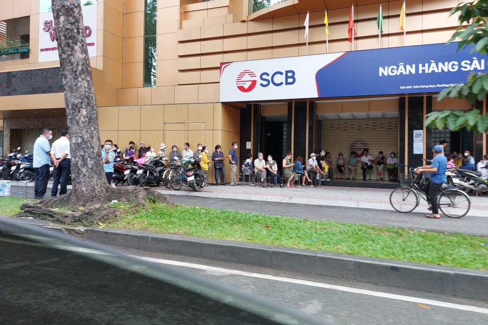 Ekonomi Vietnam, Nasabah Siam Commercial Bank Ramai-Ramai Tarik Uang
