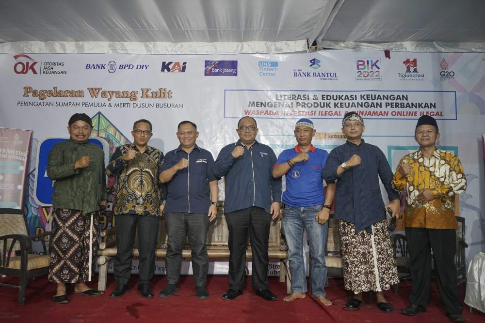 Lewat Wayang, Masyarakat Diajak Memahami Investasi Bodong & Pinjol