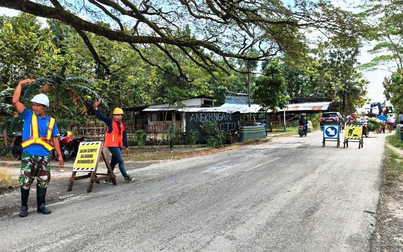 Pemkab Gunungkidul Optimsitis Perbaikan Jalan Ruas Tambakromo-Semin Selesai Tepat Waktu