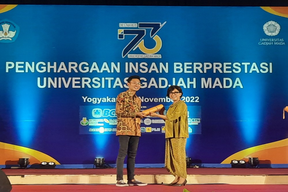 Anugerah Insan Cendikia UGM Jangan Jadi Puncak Akhir Dalam Berkarya