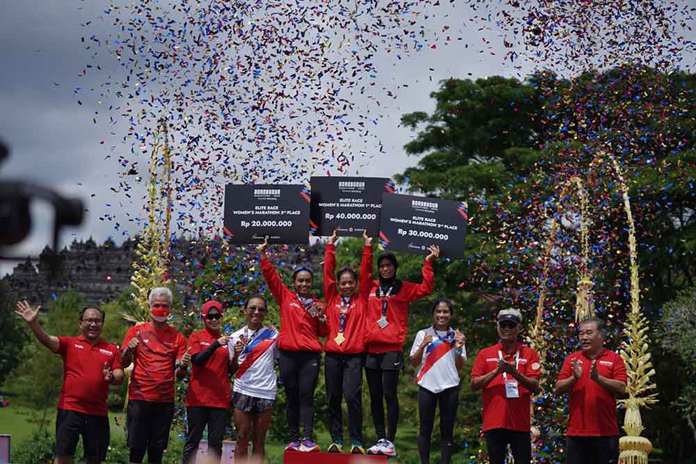 Nurshodiq dan Pretty Jadi Juara Elite Race Borobudur Marathon 2022