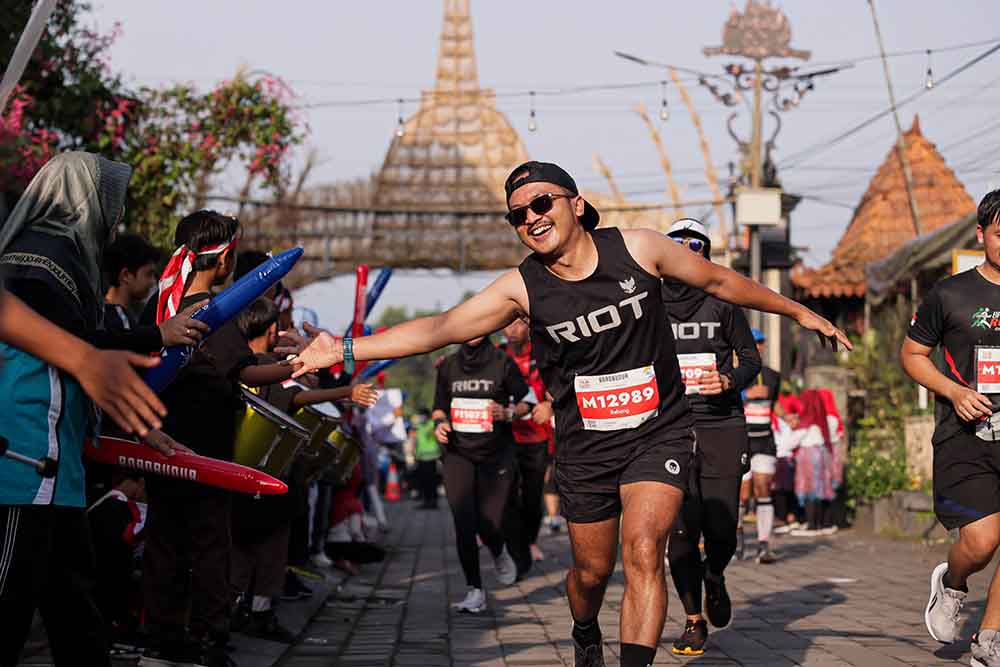 Pelari Borobudur Marathon 2022 Disambut Kehangatan Warga Perdesaan