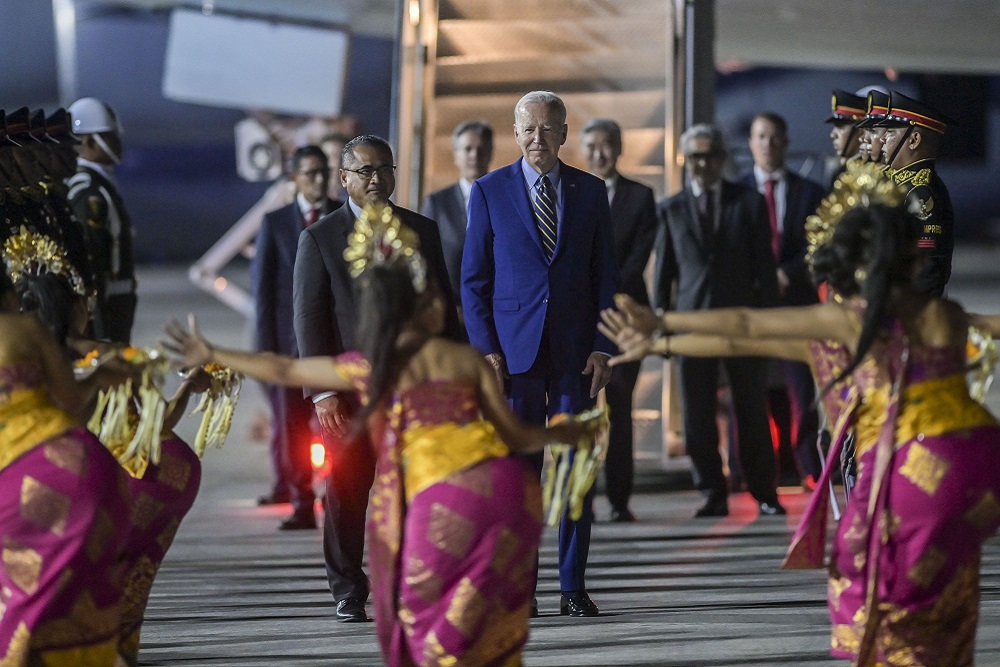 Kurang Harmonis, Biden & Xi Jinping Bertemu Pertama Kali di Bali Hari Ini