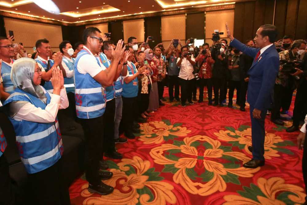 Presiden Jokowi Angkat Jempol Untuk Kerja Keras PLN Selama G20