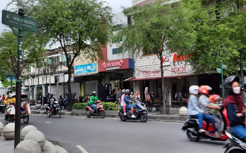 Ribuan Penggembira Muktamar Muhammadiyah Serbu Jogja