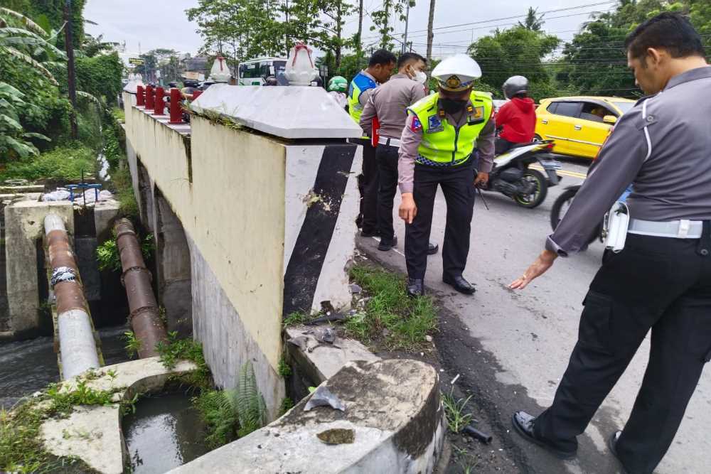 Kecelakaan Tunggal di Jalan Wates, Dua Korban Meninggal