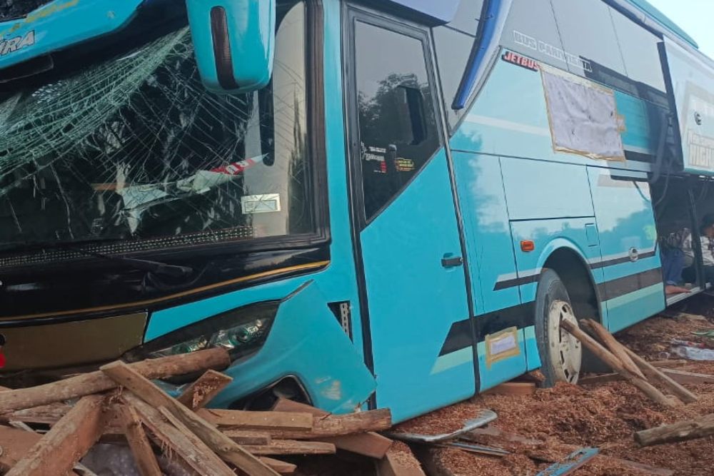 Korban Kecelakaan Bus di Magetan, Jatim akan Dimakamkan di Semarang