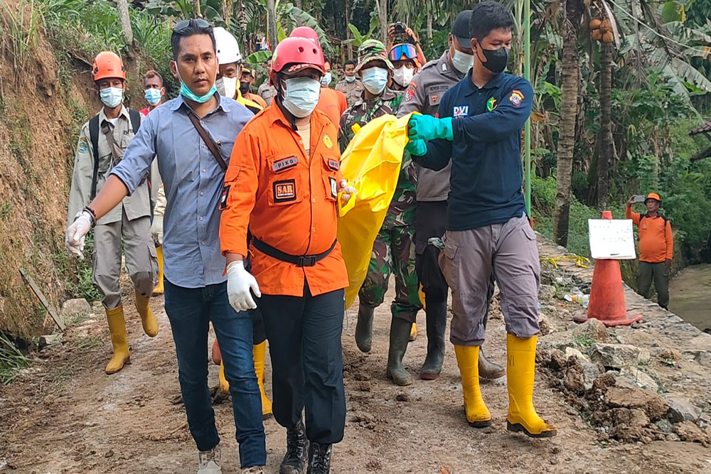 Sejumlah Keluarga Korban Longsor Gunungkidul Masih Bertahan di Pengungsian