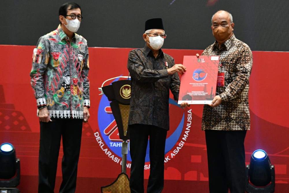 Sri Sultan Raih Penghargaan Pembina Daerah Peduli HAM