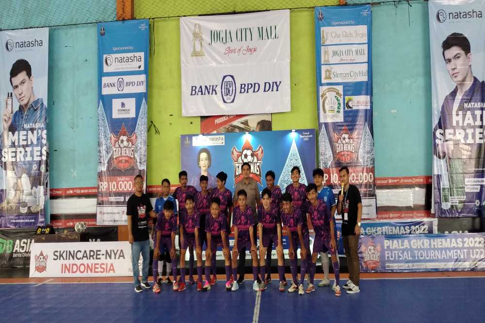 32 Tim Ikuti Turnamen Futsal Piala GKR Hemas 2022
