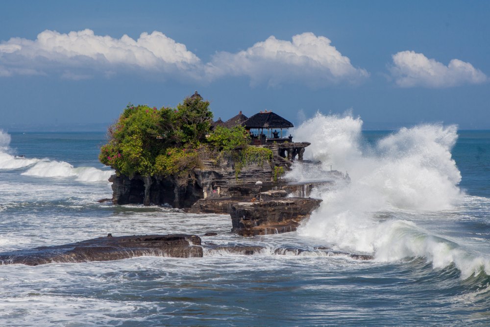 5 Rekomendasi Lokasi Seru untuk Merayakan Tahun Baru 2023 di Bali