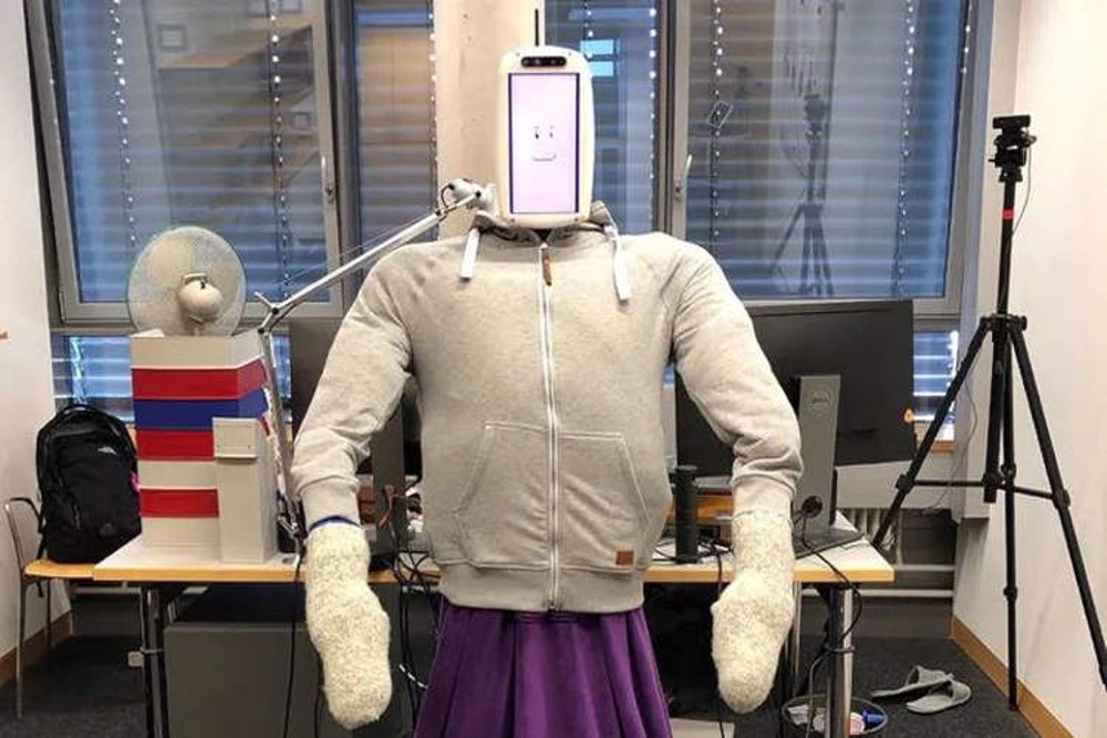 HuggieBot 3.0, Robot yang Bisa Dipeluk Jika Merasa Kesepian