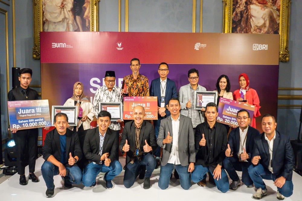 HUT ke-127, BRI Regional Office Yogyakarta Berikan Penghargaan SME’s Lifetime Achievement Award