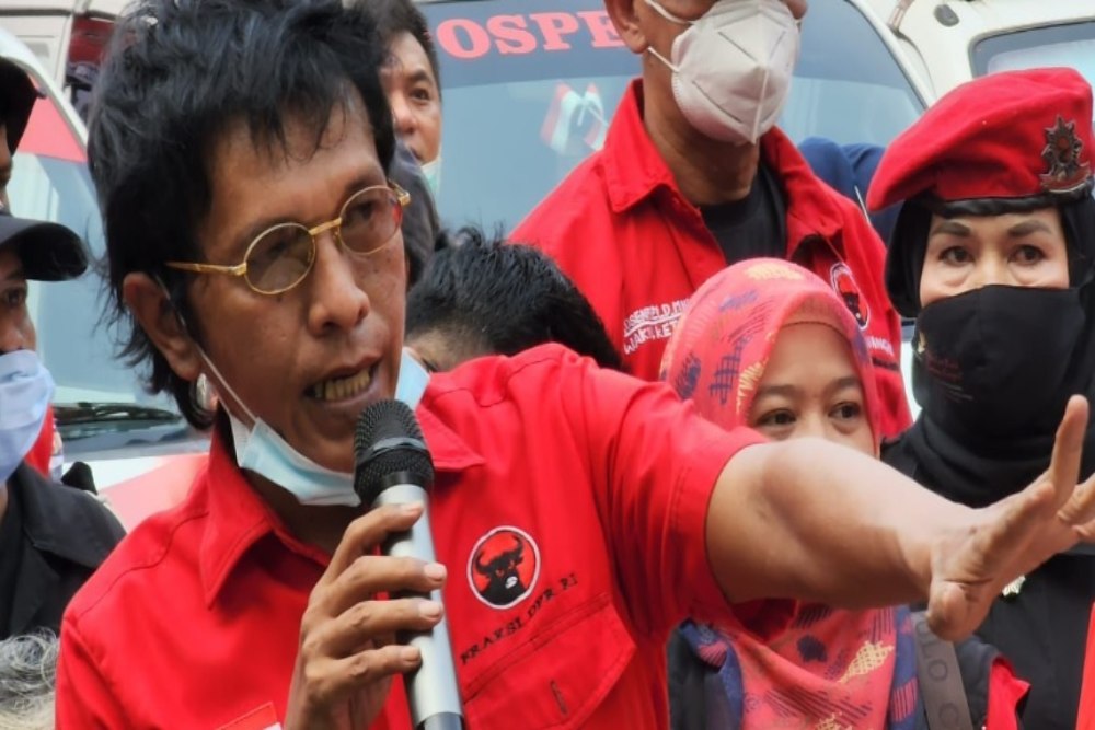 Respons PDIP Soal Kode Jokowi Mereshuffle Kabinet