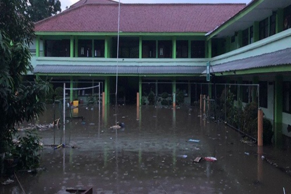 Banjir di Beberapa Wilayah Semarang Mulai Surut