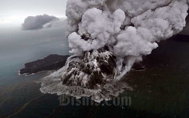 Gunung Anak Krakatau Erupsi, Tinggi Letusan Capai 100 Meter